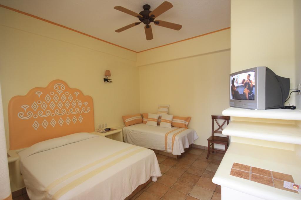 Hotel Maria Mixteca Санта Крус Уатулко Стая снимка