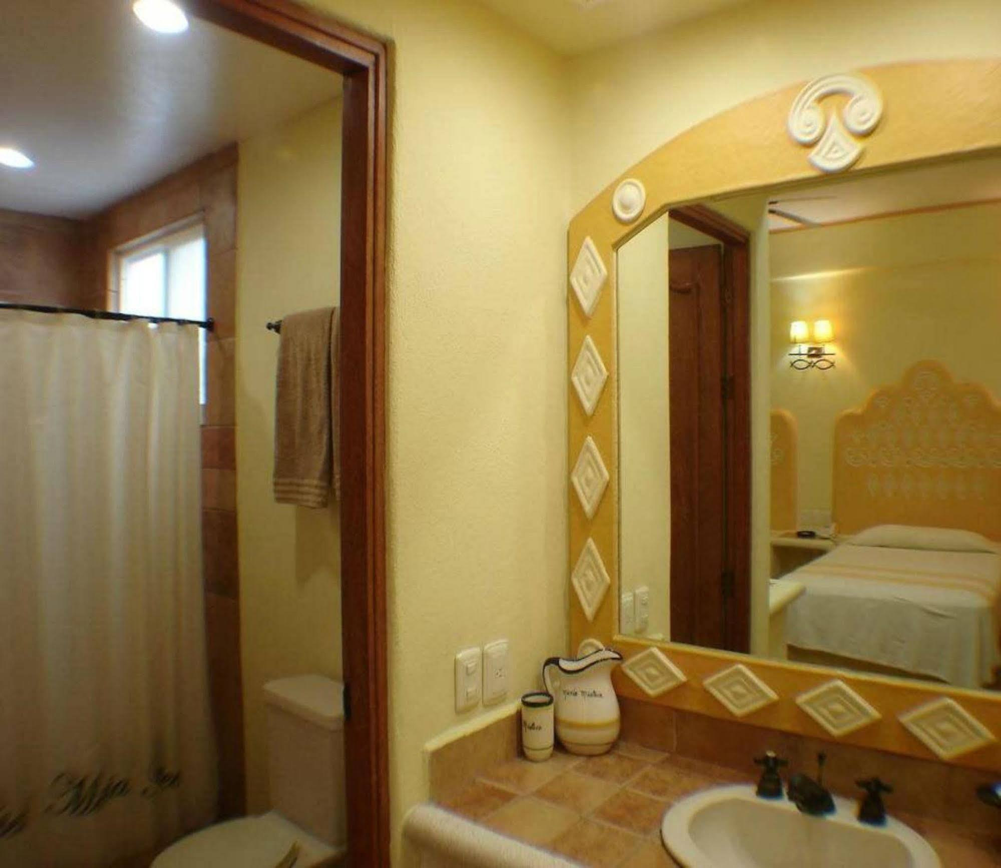 Hotel Maria Mixteca Санта Крус Уатулко Екстериор снимка