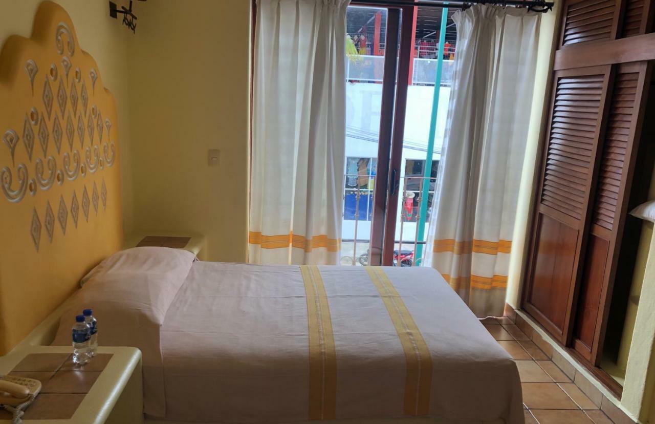 Hotel Maria Mixteca Санта Крус Уатулко Екстериор снимка